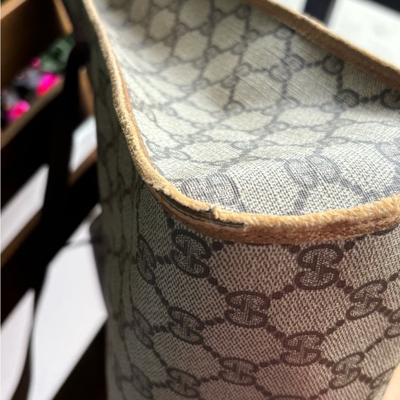 Gucci Monogram Tote - Picture 16 of 16